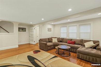 425 Beatrice St, Teaneck, NJ 07666 - photo 5
