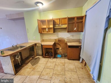 1802 E 28th St, Baltimore, MD 21218 - photo 4