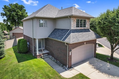 Attached 2 car garage