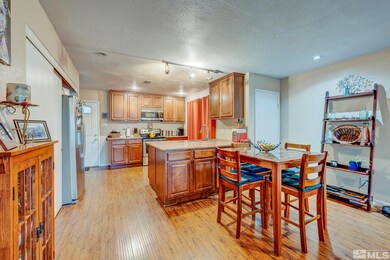 1065 Bradley Square, Sparks, NV 89434 - photo 6