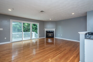 2 Ricciuti Dr unit 5, Quincy, MA 02169 - photo 3