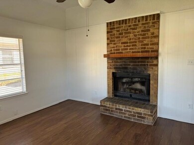 7726 Sable Ln, North Richland Hills, TX 76182 - photo 3