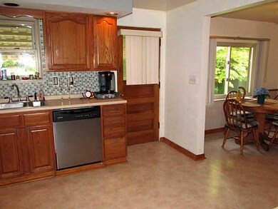 Kitchen. The Gas Stove, Built-in Microwave, Dishwa