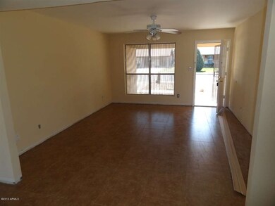 2520 E Commonwealth Cir, Chandler, AZ 85225 - photo 2