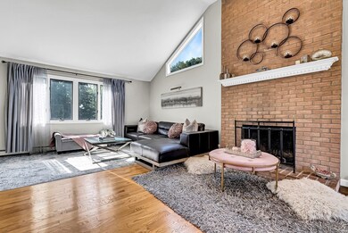 38 Nelson St, North Grafton, MA 01536 - photo 3