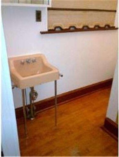 2657 Orthodox St, Philadelphia, PA 19137 - photo 5