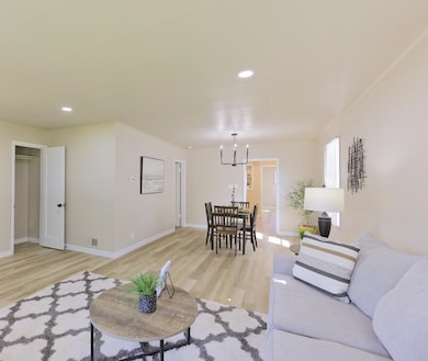 1115 E Everett Ave, Spokane, WA 99207 - photo 7