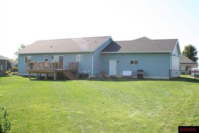 540 Valley View Dr, Courtland, MN 56021 - photo 2