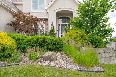 1110 Metfield Ln, Raymore, MO 64083 - photo 2