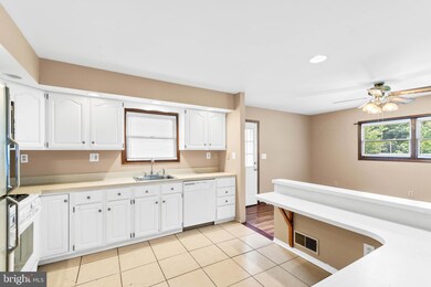 210 3rd Ave, Westville, NJ 08093 - photo 6