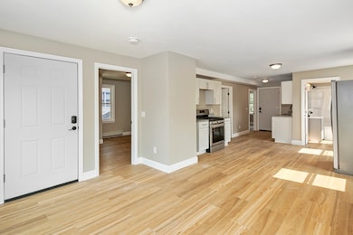 14 Nelson St, Webster, MA 01570 - photo 6