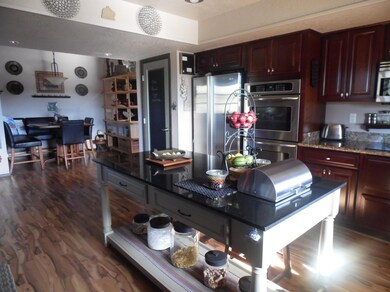 kitchen (2)