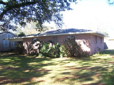 W LAWRENCE 201 007