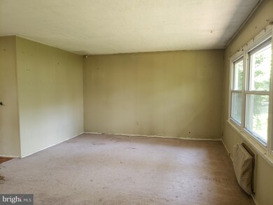 55 Buttercup Ln, Willingboro, NJ 08046 - photo 7