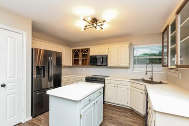 233 Whitestone Way, Weatherford, TX 76085 - photo 5