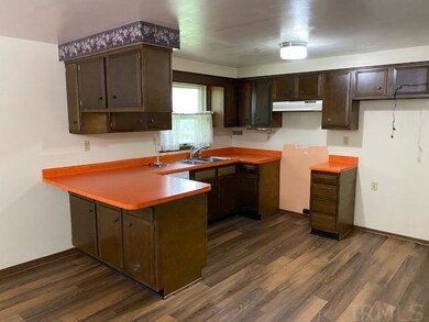 6570 S 250 E, Bluffton, IN 46714 - photo 2