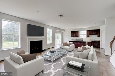 1104 Grady Ct, Severn, MD 21144 - photo 4