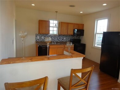 Totally Renovated Kitchen With Breakfast Bar