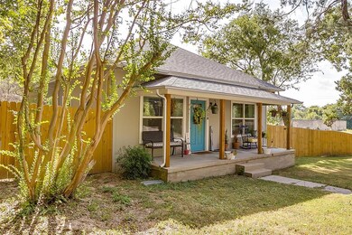 504 N Elm St, Weatherford, TX 76086 - photo 3