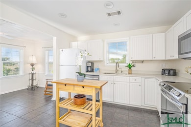 Upstairs 2BR/2BA Unit - Kitchen