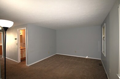 43 Albury Stone Cir unit U197, Nashua, NH 03063 - photo 7