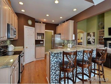 Bright Kitchen