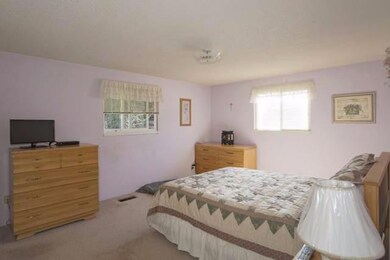 1410 Bonita Cir, Medford, OR 97504 - photo 5