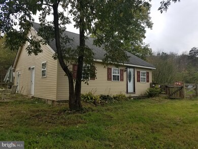 6055 Strasburg Rd, Strasburg, VA 22657 - photo 5