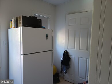 2409 Hammonds Ferry Rd, Halethorpe, MD 21227 - photo 6