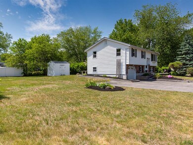 11 Sanborn Rd, Hampton, NH 03842 - photo 2