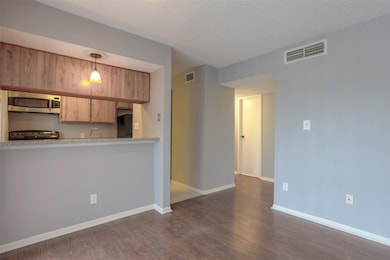 3919 Fairmont Pkwy unit 122, Pasadena, TX 77504 - photo 6