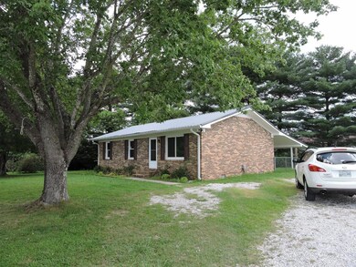 812 Sedgefield Ct, Manchester, TN 37355 - photo 2