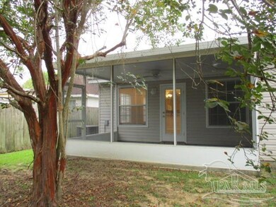 2466 Trailwood Dr, Cantonment, FL 32533 - photo 4