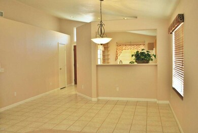 Dining to Kitchen