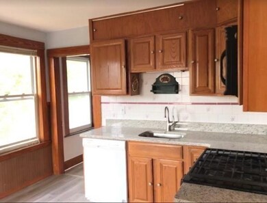 10 Raymond Ave unit 2, Somerville, MA 02144 - photo 5