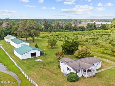 2885_sloop_point_loop_road-16_647