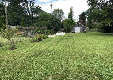 6759EMerwinBigBackyard