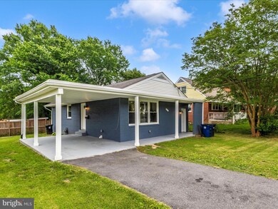 5811 84th Ave, New Carrollton, MD 20784 - photo 3