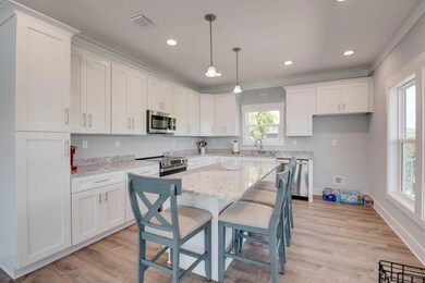 004-507HeckAvenue-LittleTorchKey-FL-3304
