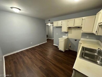 1225 New Hope Ln unit D, Winston Salem, NC 27105 - photo 6