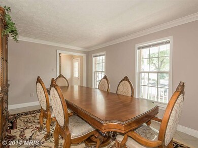 15133 Red Cedar Dr, Burtonsville, MD 20866 - photo 3