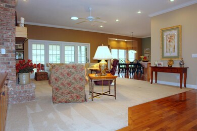 375 Riverchase Dr, Crossville, TN 38571 - photo 4