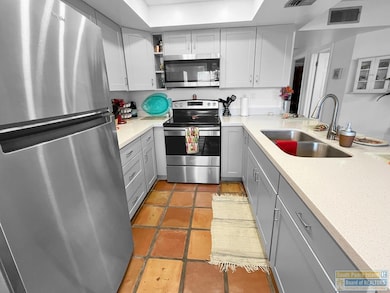 123 E Amberjack St unit 108, South Padre Island, TX 78597 - photo 6