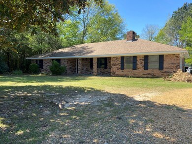 2121 Park Dr, McComb, MS 39648 - photo 2