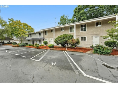 3535 SE Gladstone St unit 5, Portland, OR 97202 - photo 5