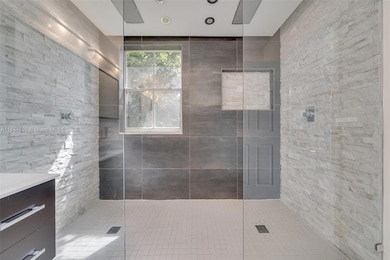 720 Falling Water Rd, Weston, FL 33326 - photo 7