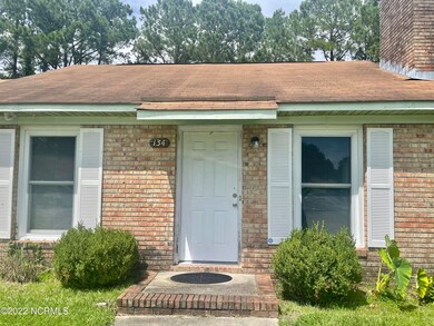 134 Windsor Ct, Jacksonville, NC 28546 - photo 2