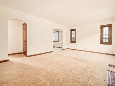 405 Richards Rd, Columbus, OH 43214 - photo 3