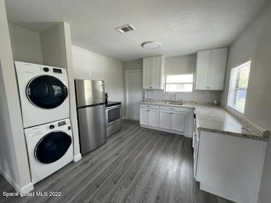 511 Paw Paw St, Cocoa, FL 32922 - photo 2