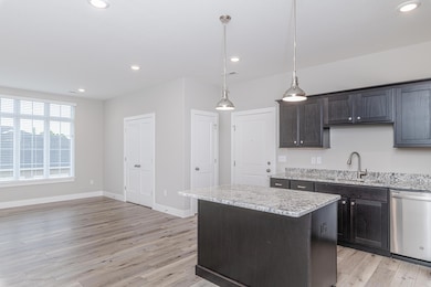 Hunters Landing Unit 202 (19)